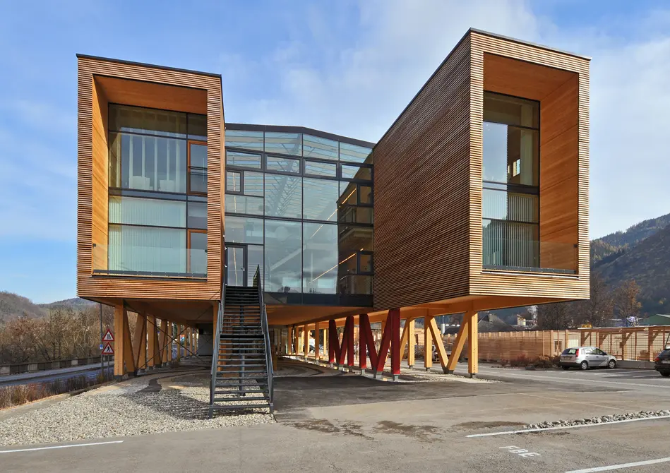 MMHolz_MMHL_HQ_07_c_Koller