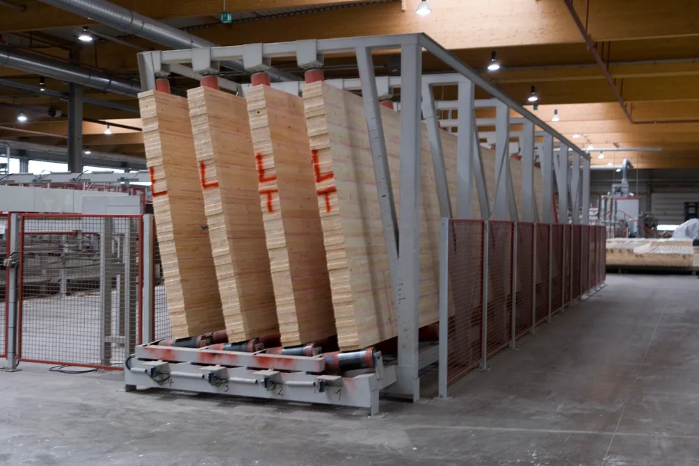 MMHolz_MMHW_PRODUKTION_F3R2212__c_Herlet