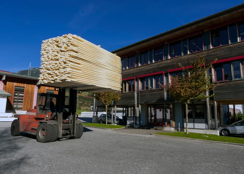 MMHolz_MMKG_BSH_2010_bearb_2__c_Andreas_Hofer__2_
