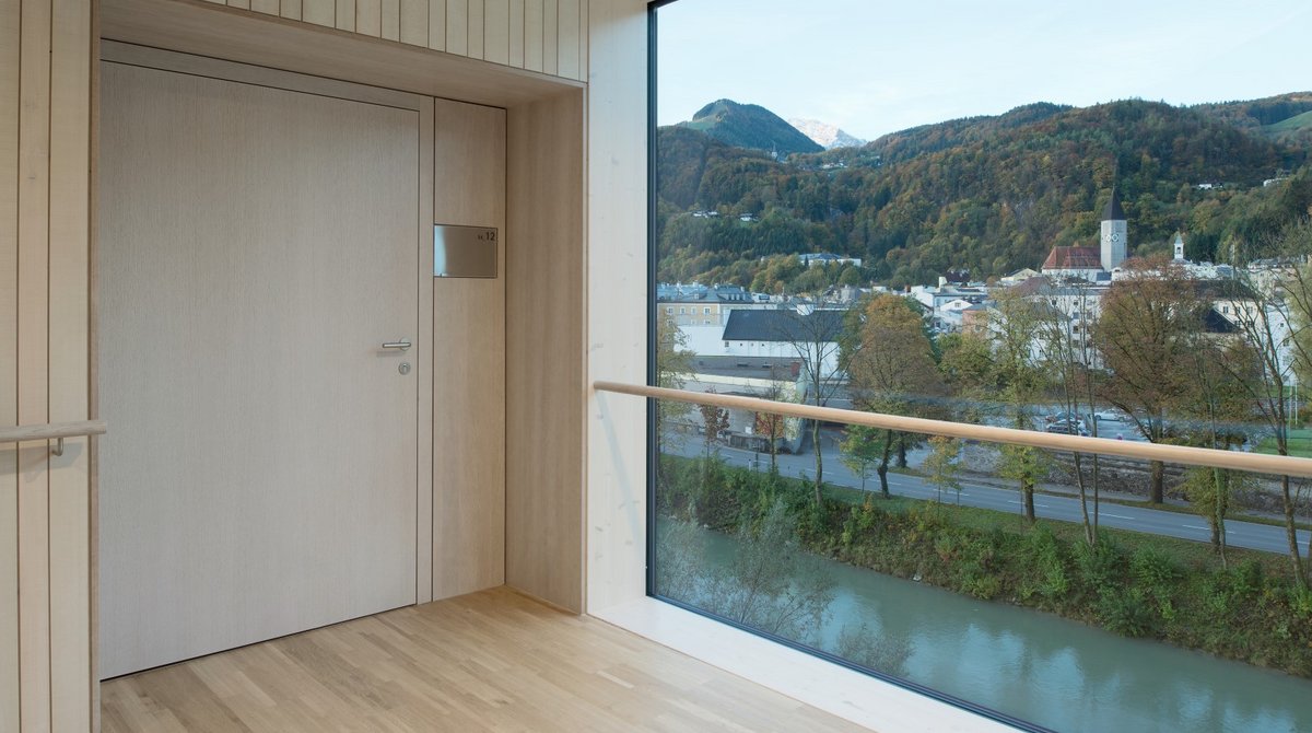 csm_MMHolz_crosslam_Seniorenwohnheim_Hallein__c_Mag_Dietmar_Tollerian__23__c49e96e559