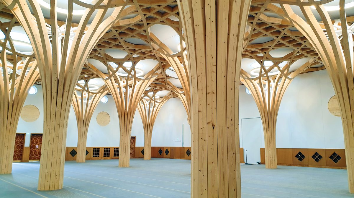 csm_MM_Holz_masterline-crosslam_Central_Moschee__c_Blumer-Lehmann_AG__3__e216dc87aa